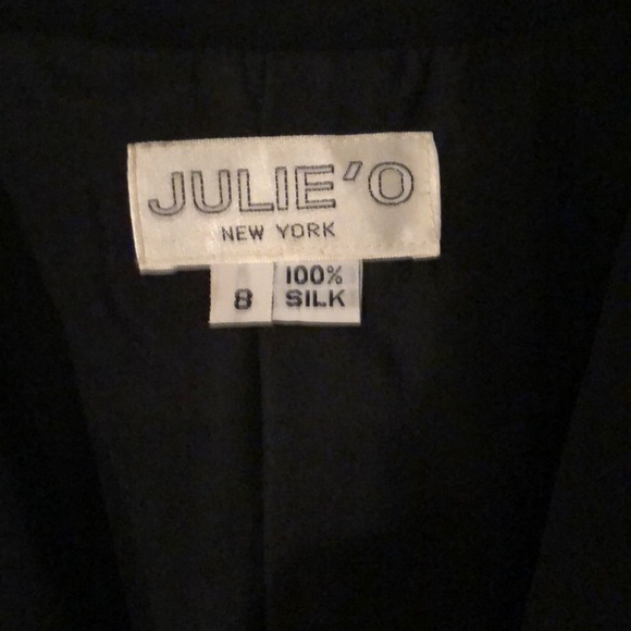 Woman’s black silk jacket size 8 - Picture 2 of 5